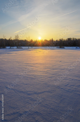 Winter morning © valeriy boyarskiy