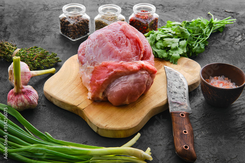 Tableau sur toile Raw fresh beef bottom round rump roast with spice and herbs
