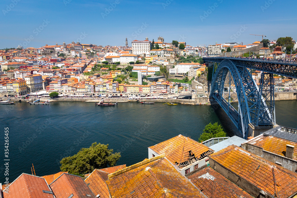 Φωτογραφία Porto, landmark bridge and cityscape. Portugal, Europe