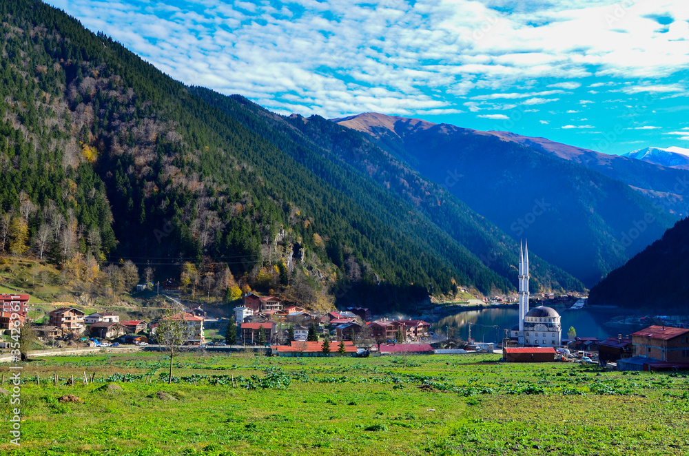 Obraz premium Uzungöl-Trabzon 
