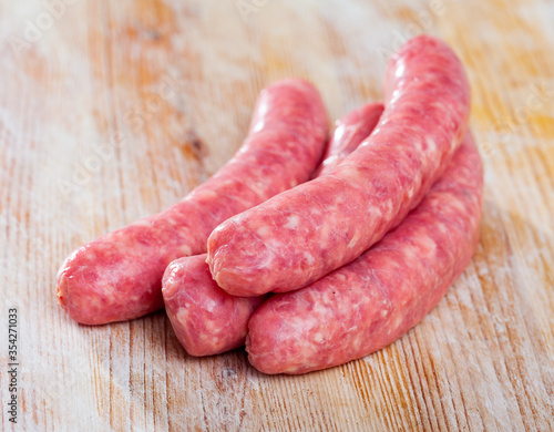 Raw sausages for frying