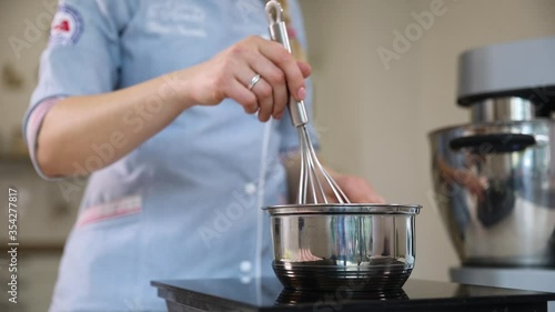 Wallpaper Mural The pastry chef prepares marshmallows and sweets in the pastry shop Torontodigital.ca