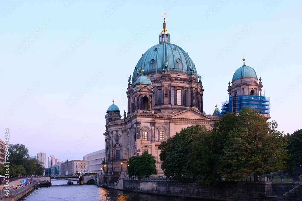 View of the Berlin Cathedral during the pink sunset