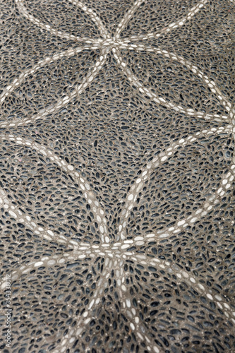Φωτογραφία Decorative pebblestone pathway