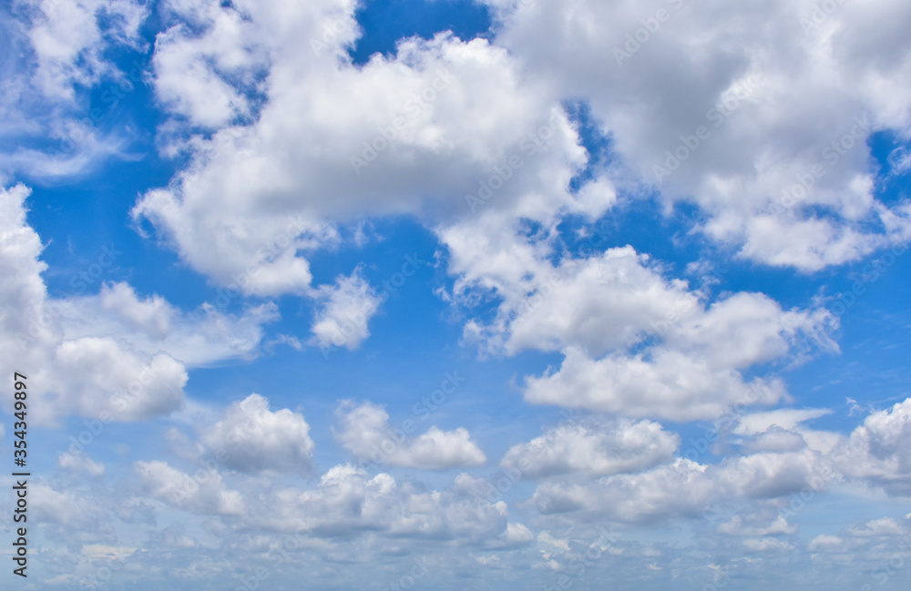 Fototapeta premium Beautiful background clear cloud bright blue sky cumulus.