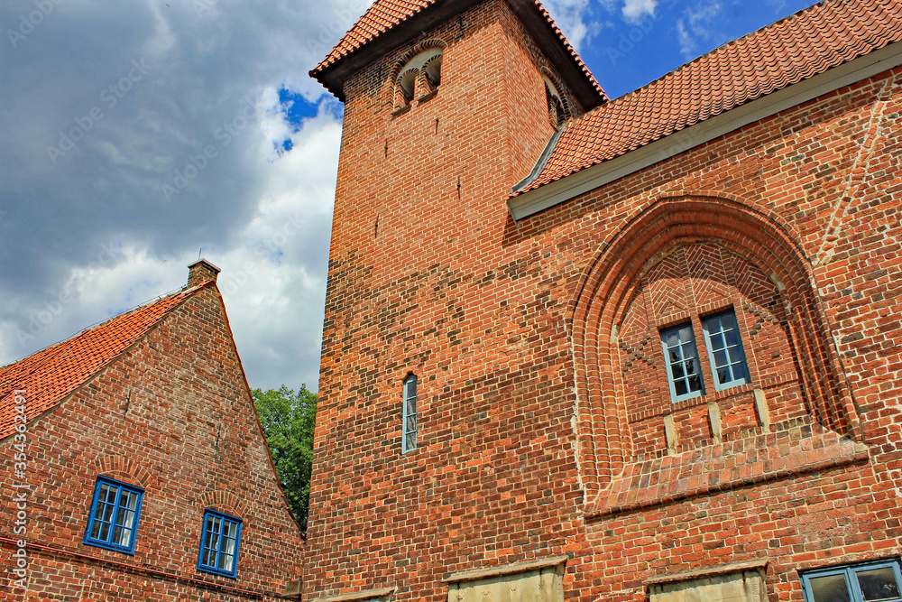 Osterholz-Scharmbeck: Klosterkirche St. Marien, (12. Jh., Niedersachsen) Osterholz-Scharmbeck: Klosterkirche St. Marien, (12. Jh., Niedersachsen)