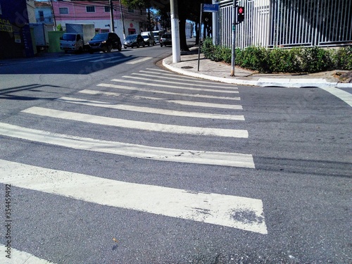 street with pedestrian lane