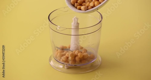 blending chickpeas and avocado