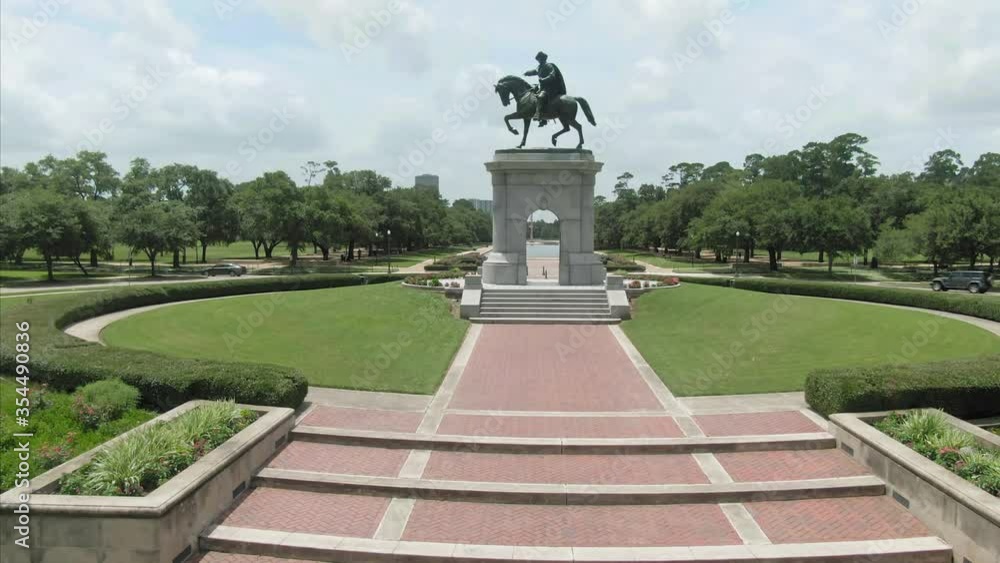 Aerial: Sam Houston Statue at Hermann Park. Houston, Texas, USA Aerial: Sam Houston Statue at Hermann Park. Houston, Texas, USA
