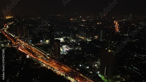 Wallpaper Mural zoom in peaceful Bangkok city night time of Thailand business capital city with asian population Torontodigital.ca