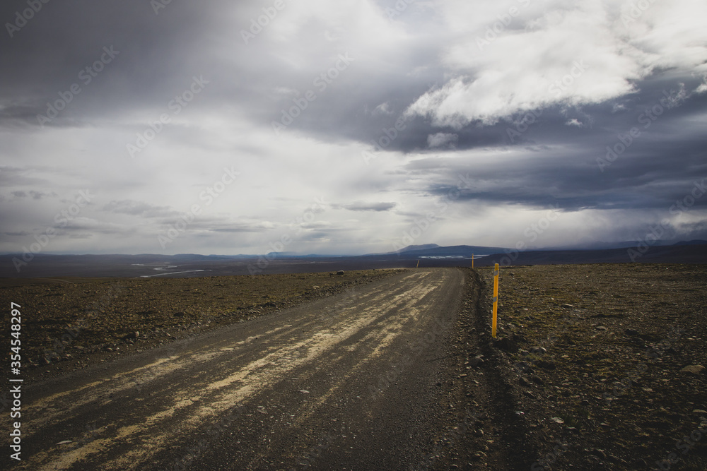 Fototapeta premium Icelandic road