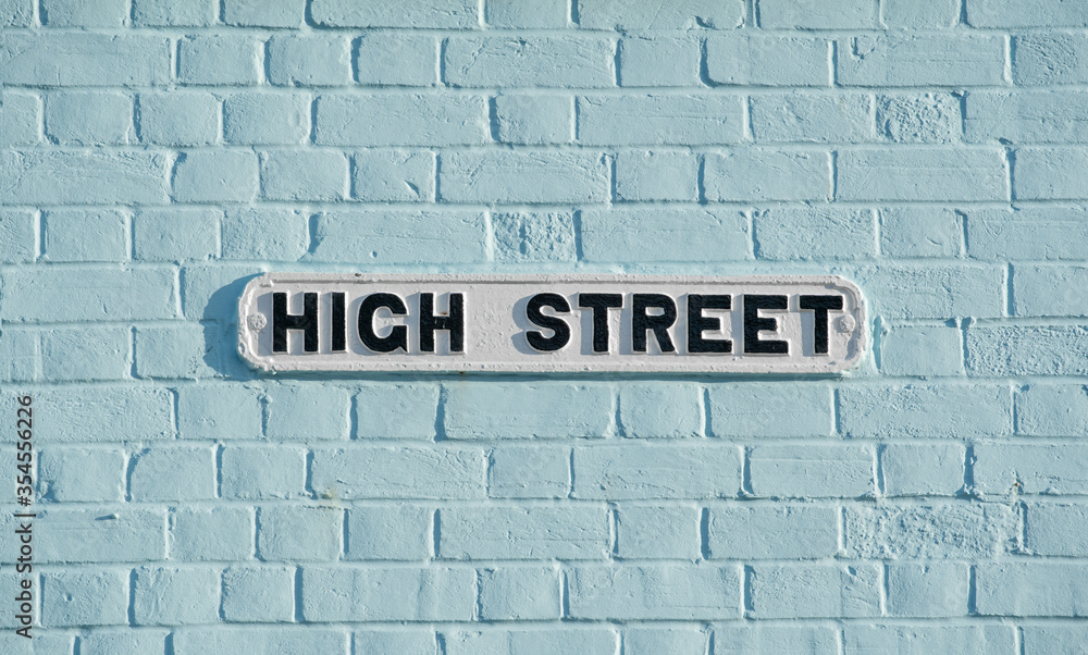 Obraz premium High Street Street sign located in Aldeburgh High Street, Aldeburgh, Suffolk. UK