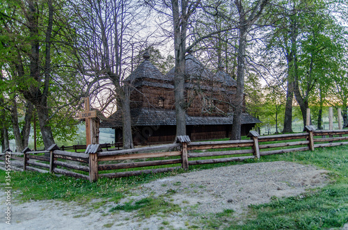 Fototapeta Naklejka Na Ścianę i Meble -  Cerkiew  w miejscowości Smolnik nad Sanem Bieszczady 