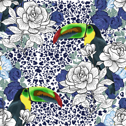Abstract seamless pattern. Animal print with toucan and line rose. Vector ill...