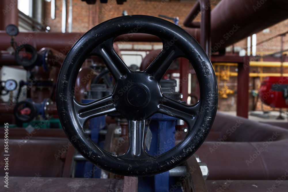 Heat conduit pipes and communications of tenological systems with valves and manometers Heat conduit pipes and communications of tenological systems with valves and manometers