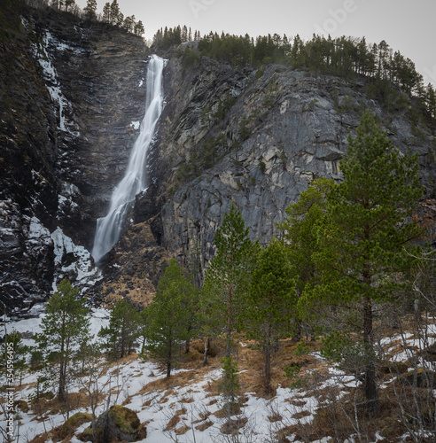 Early winter in Amotan gorge by the Svoufallet waterfall Trollheimen