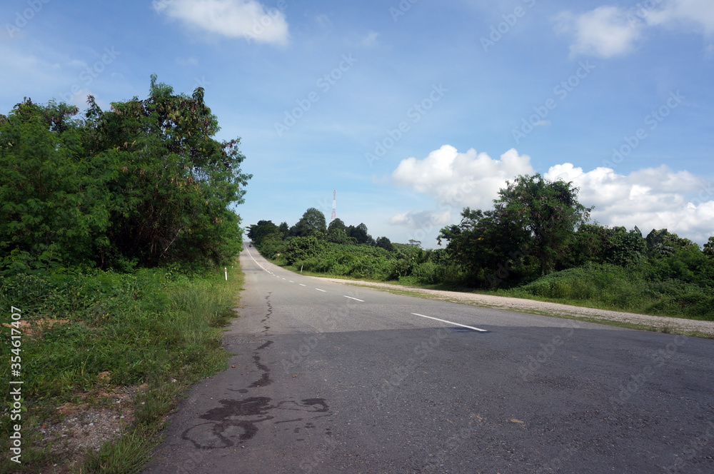 Prespective view of asphalt road at highway.            - obrazy, fototapety, plakaty 