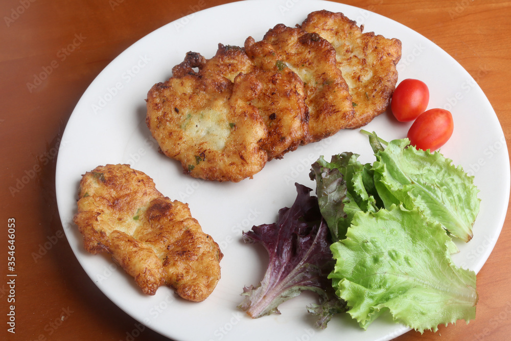 buñuelos de bacalao