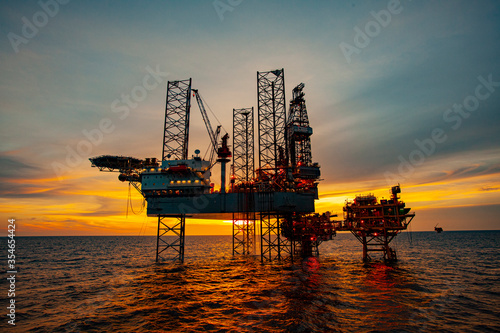 oil rig in the sunset