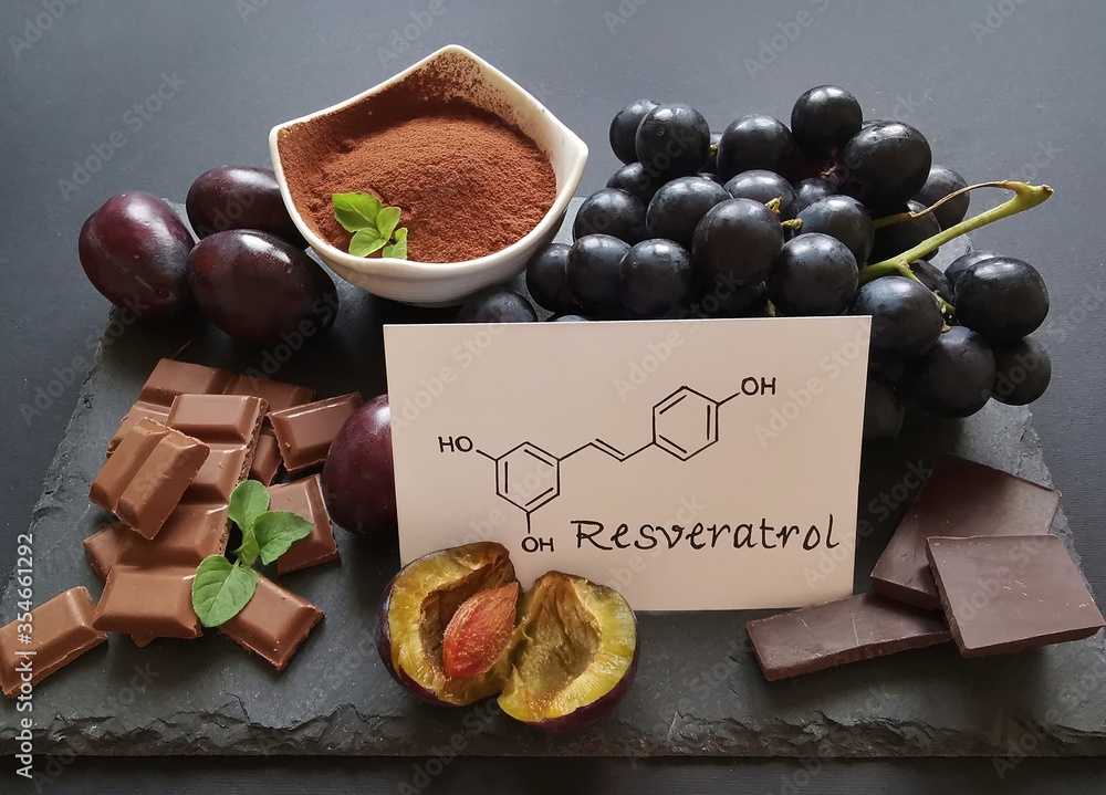 Food rich in resveratrol with structural chemical formula of