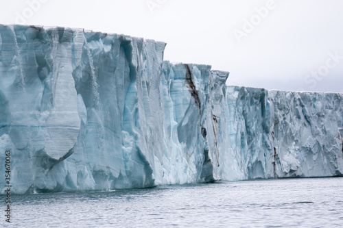 The ice cliffs of Nordauslandet in Svalbard, in the Arctic © Byro