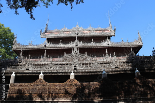 Monastère Shwenandaw à Mandalay, Myanmar photo