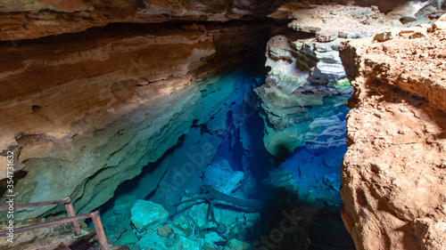 Poço azul blue pond cave light blue water chapada diamantina national park bahia brazil