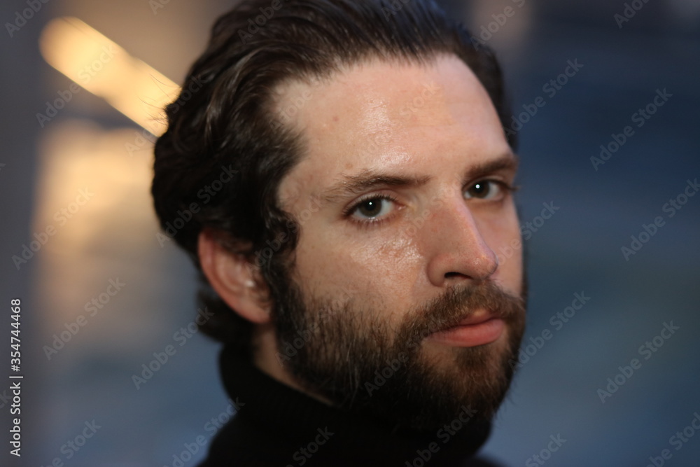 Obraz premium Young Handsome City Business Man