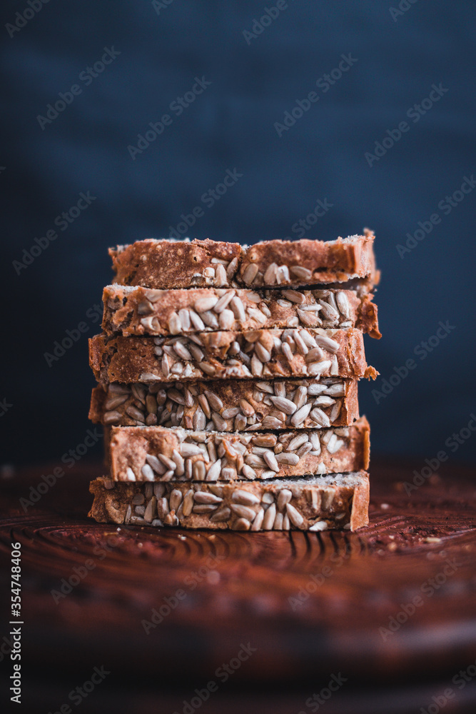 bread glutenfree low fodmap with sunflower seeds minimalistic sliced