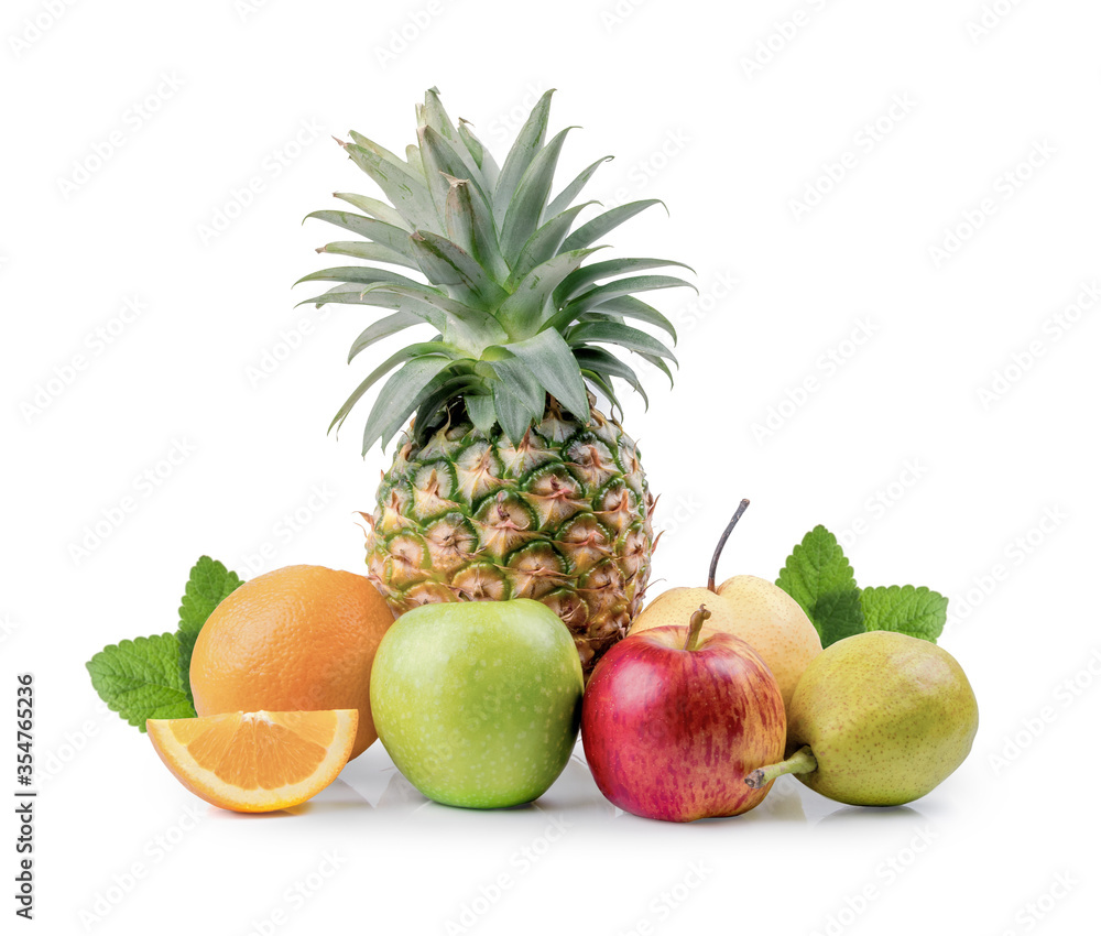 Fresh fruits that are rich in vitamins and nutrients that are essential to the body per day and have antioxidants such as orange, apple, pear Fresh fruits that are rich in vitamins and nutrients that are essential to the body per day and have antioxidants such as orange, apple, pear