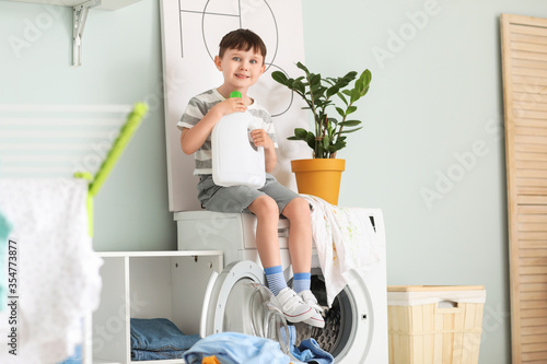 Little boy with dirty cloth...