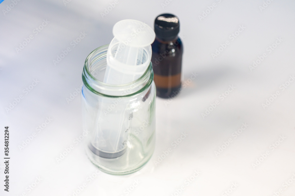 Production of alcohol gels for disinfecting gel and ingredients, prevention through antibacterial hygiene.
Production of alcohol gels for disinfecting gel and ingredients, prevention through antibacterial hygiene.