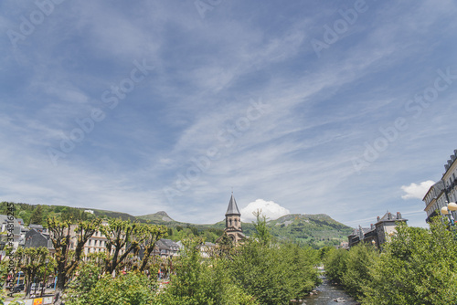 Ville de La Bourboule en Auvergne (Franceà photo