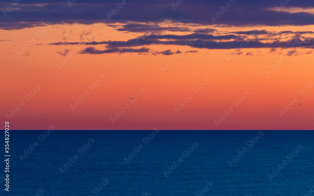 Obraz premium sunset over the sea