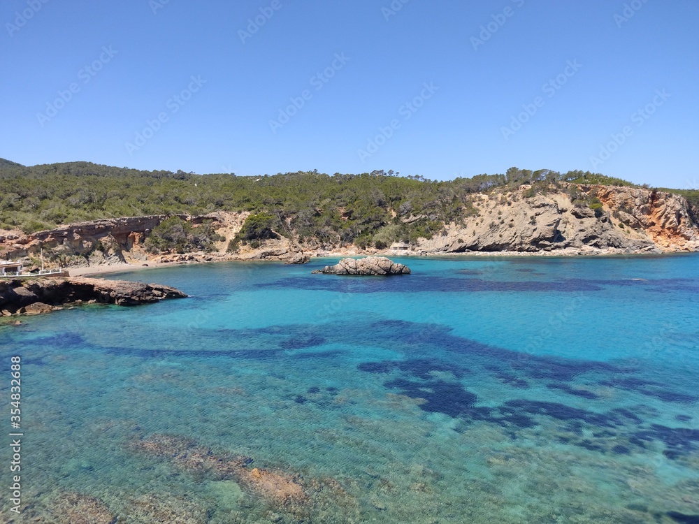 Fototapeta premium Vistas espectaculares de las costas mediterráneas.
