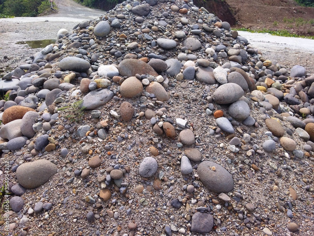 A collection of rounded stonnes A collection of rounded stonnes