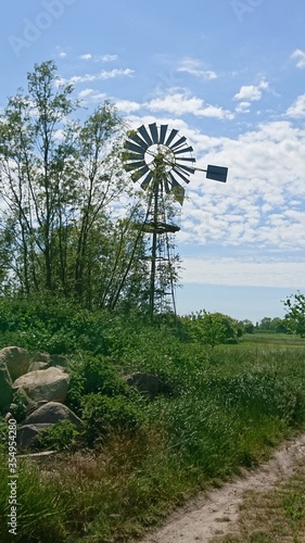 windmühle im feld