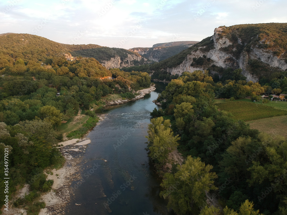 Wilder Fluss Ardeche