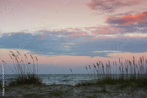 Fototapeta Naklejka Na Ścianę i Meble -  Sunrise on Atlantic Beach