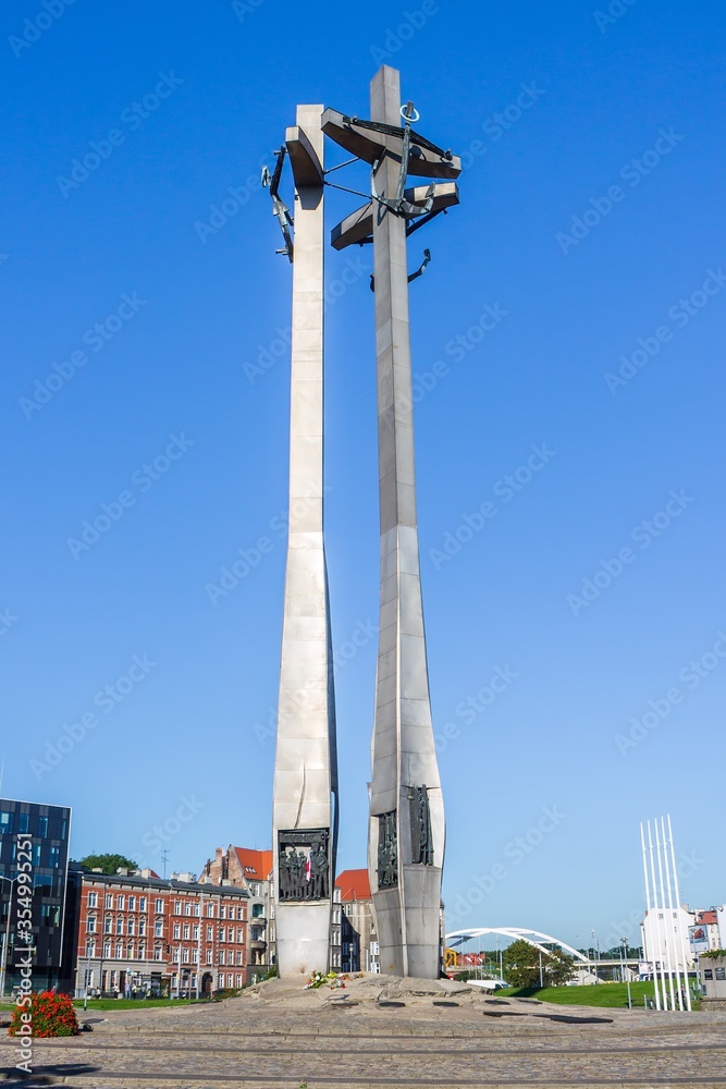  Monument to the Fallen Shipyard Workers of 1970 - Gdansk, Poland - obrazy, fototapety, plakaty 