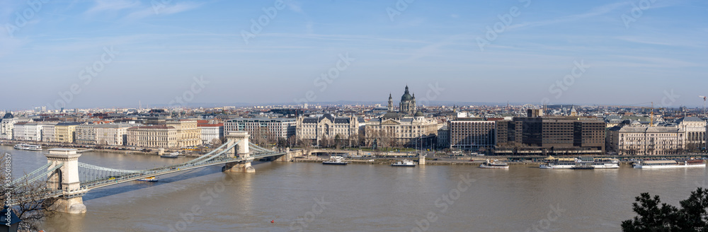 Panoramic view of of Szenchenyi Chain bridge over Danube river in Budapest winter