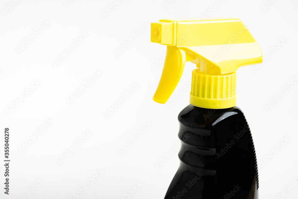 Black & Yellow Liquid Spray Plastic Dispenser Bottle Black & Yellow Liquid Spray Plastic Dispenser Bottle