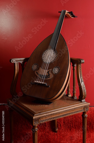 Obraz na płótnie The Oud, or short neck Lute popular music instrument in Middle Eastern culture