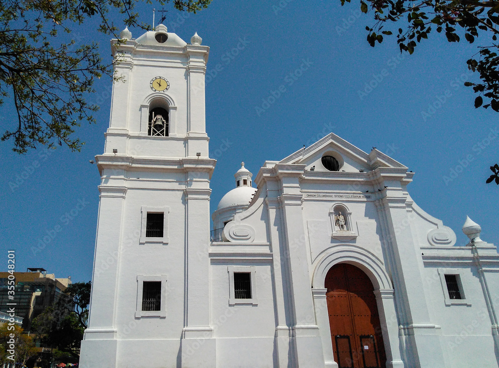 Catedral Basilica del Sagrario y San Miguel de Santa Marta, Colombia