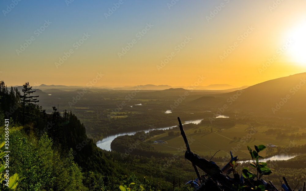 Fototapeta premium sunset over the river