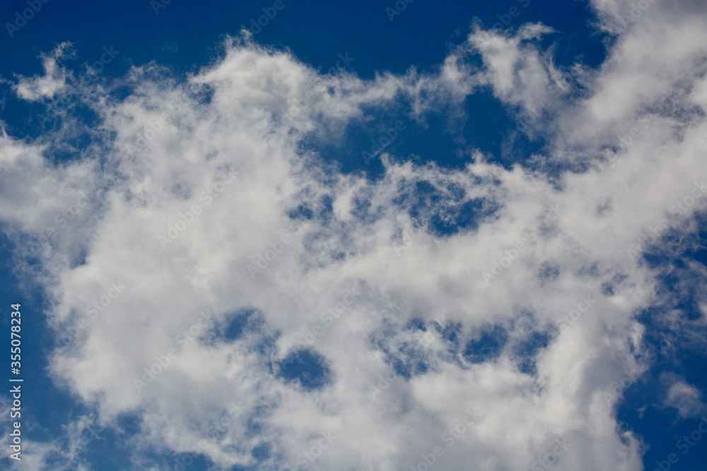 Fototapeta premium cloud on the sky.
