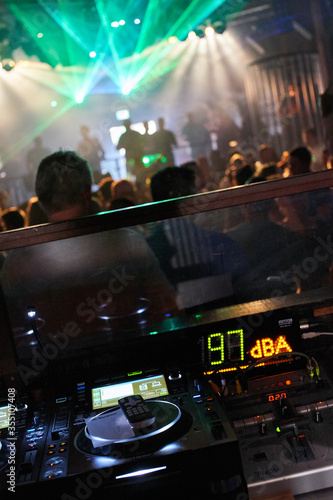 DB DBA Anzeige in Disco