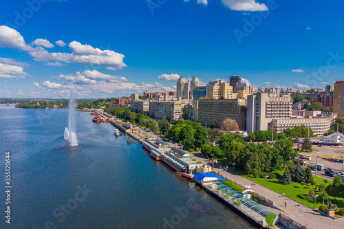 красивые облака над городом,krasivyye oblaka nad gorodom photo