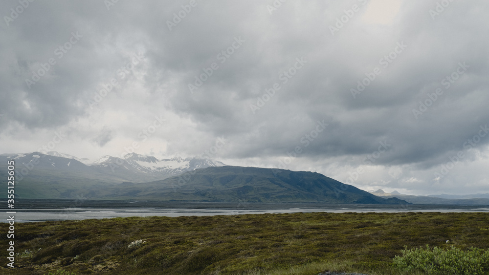 Fototapeta premium Islande, montagnes