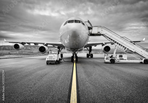 Fotografie Airbus A340 at Teruel Spain